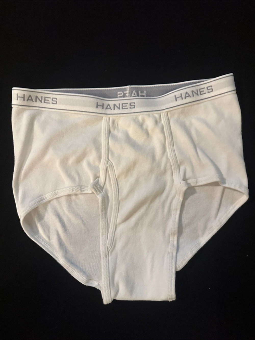 Hanes White Men's Classic Briefs with Logo Waistband